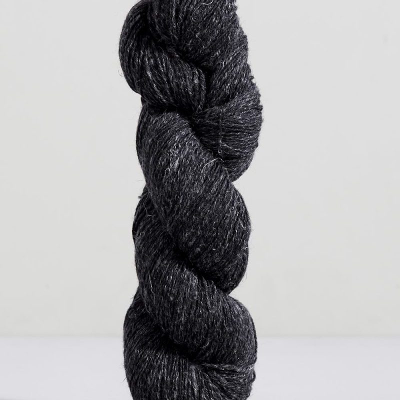 Urth Yarns Trill - Raven
