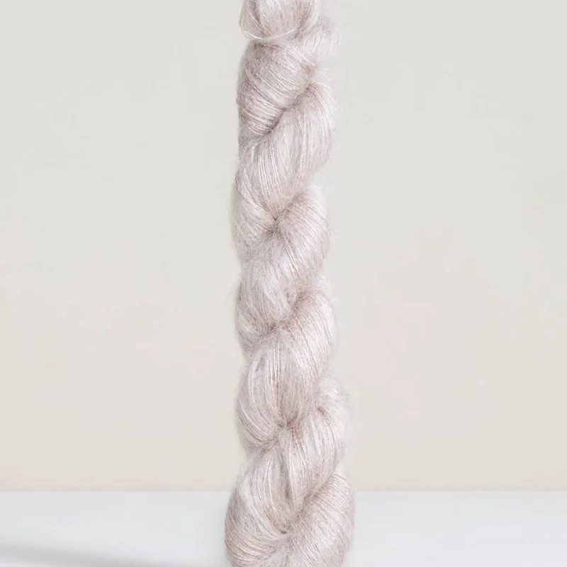 Urth Yarns BonMoher - Fog