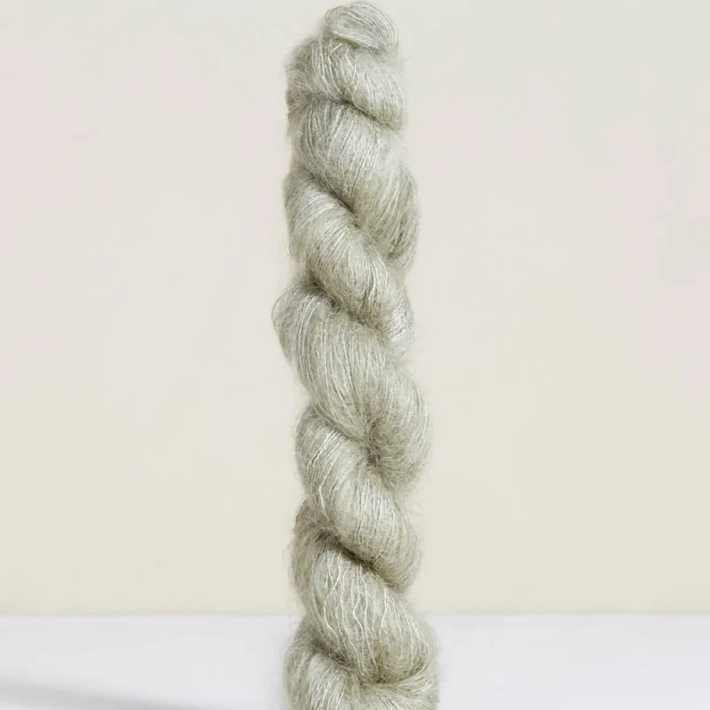 Urth Yarns BonMoher - Monsoon